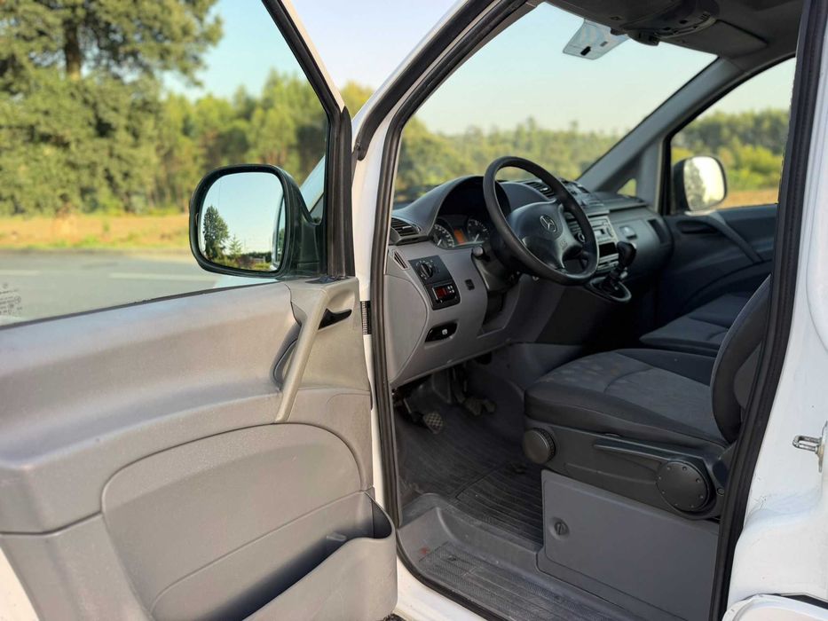 Mercedes-Benz Vito 109 CDI Isotérmica com Frio