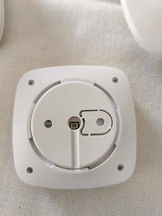 Sistema de Alarme AJAX - hub + sirene + 2 detectores
