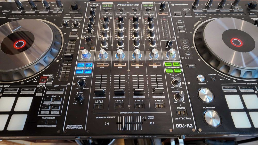 Kontroler Pioneer DDJ RZ + Torba UDG - Stan BDB