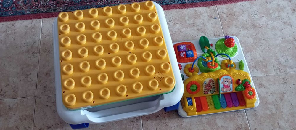 Mesa de atividades Chicco (4 no total)