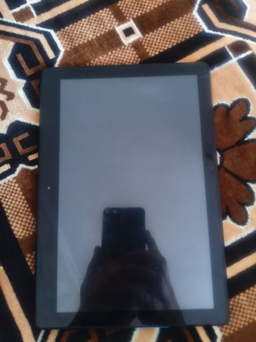 Планшет Lenovo Tab E10 TB-X104F 16GB Black