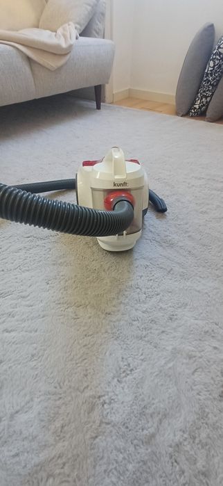 Aspirador Sem Saco Kunft – Bom Estado