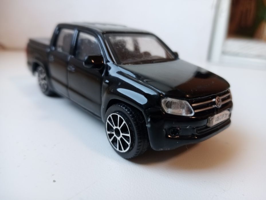 Набір машинок лотом 42шт.Kia, VW, Поліція та ін.