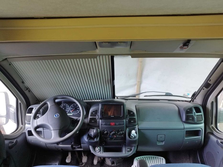 Autocaravana 2005 Fiat 2.3jtd, 6 lugares, 2 ar condicionados, reboque, 100% autónoma, muitos extras