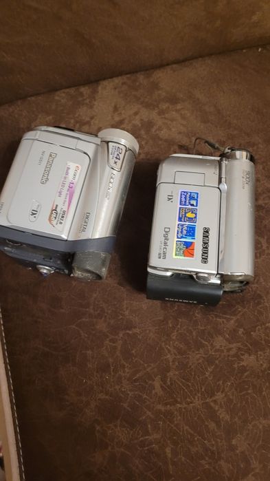 Продам 2 відеокамери Самсунг