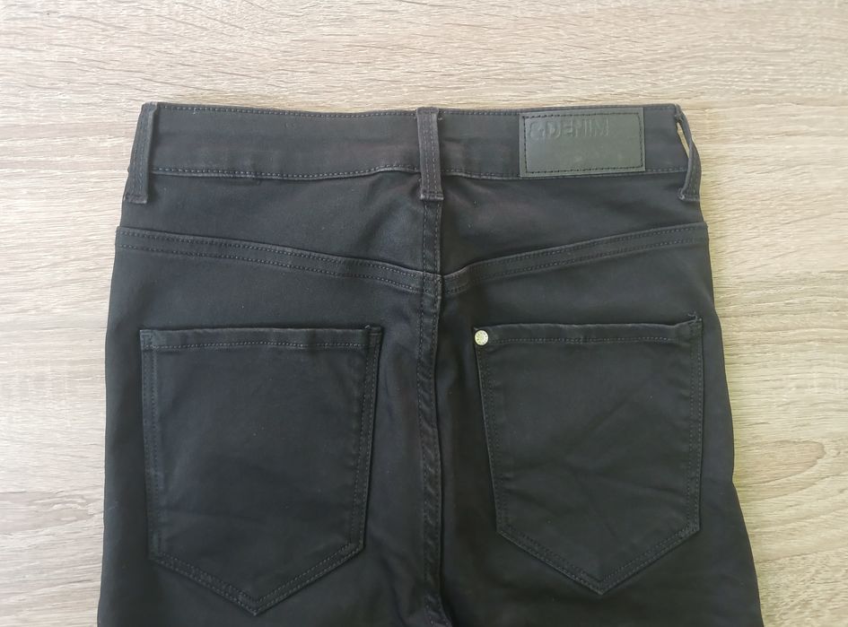 Нові джеггінси XS