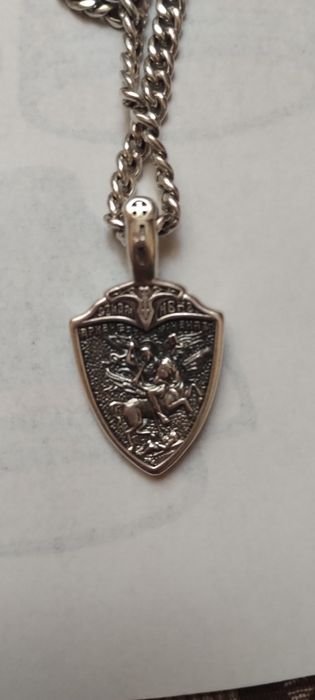 Продам серебряную цепочку