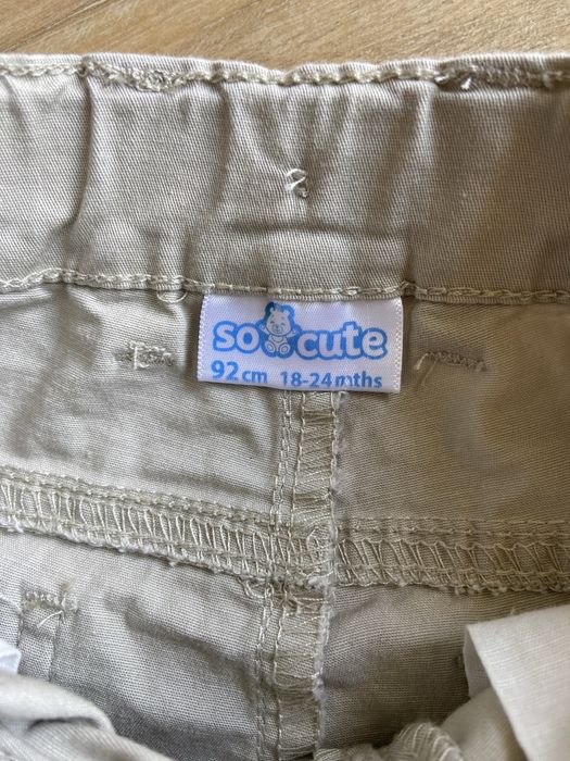 Spodnie letnie z szelkami 92