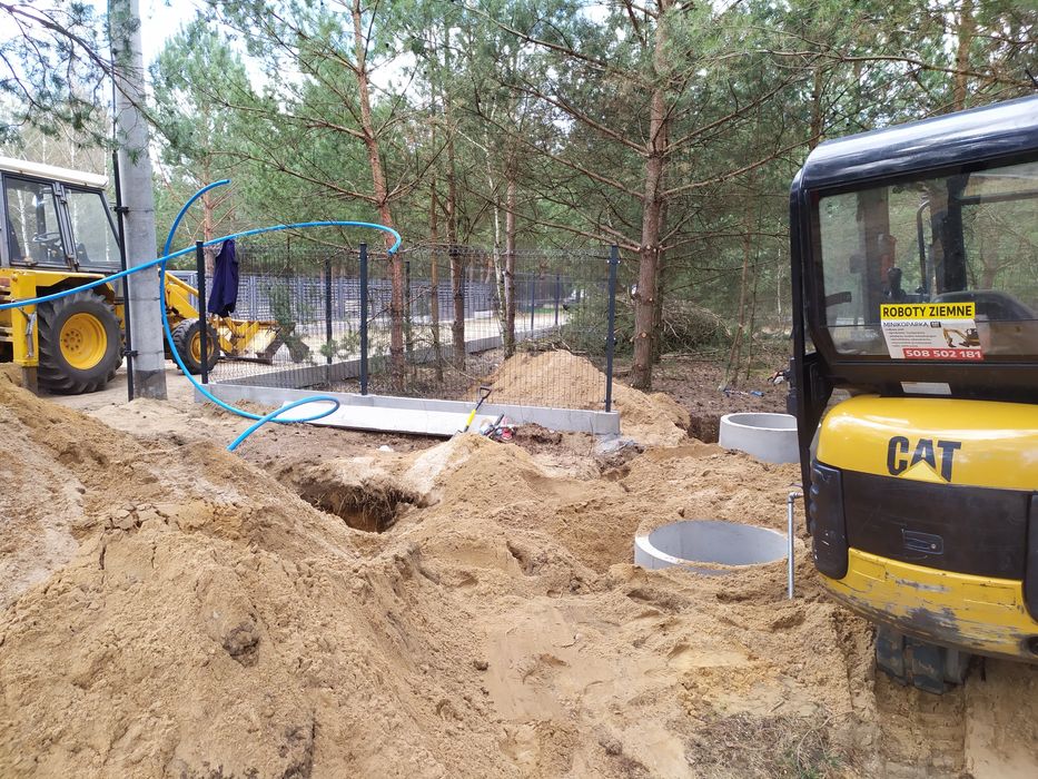 Roboty Ziemne Usługi Koparko Ładowarką Minikoparką Rozbiórki Koparka