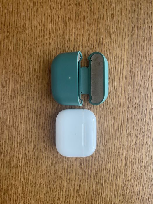 airpods 3 кейс оригінал б/у