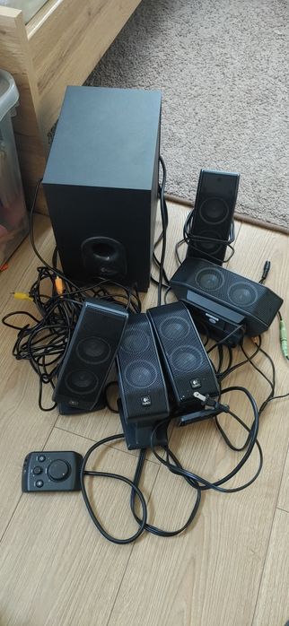 Kino domowe Logitech X-540 uszkodzone