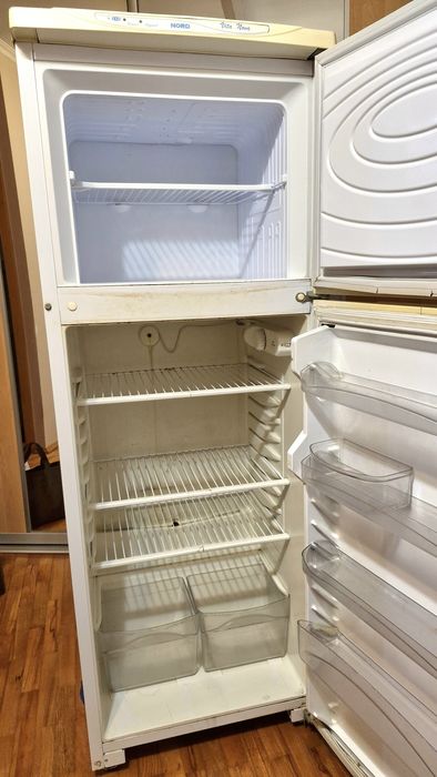 Холодильник Nord - працездатний