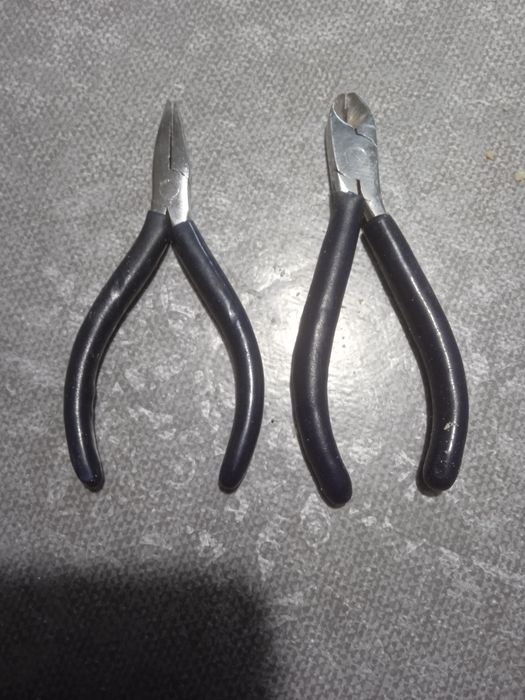 Набор плоскогубцы, кусачки  времён СССР.