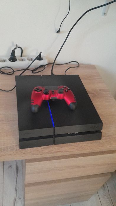 Witam ,Sprzedam  ps4