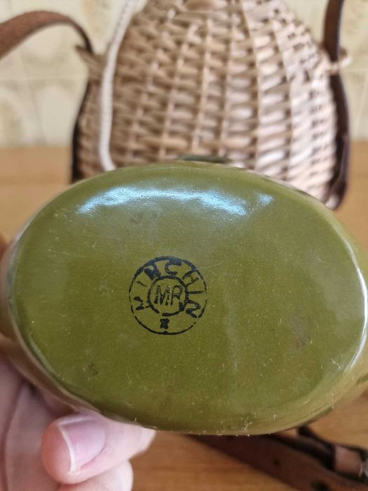 Cantil de Caça Vintage em Verga — Com Copo em Esmalte e Alça em Pele