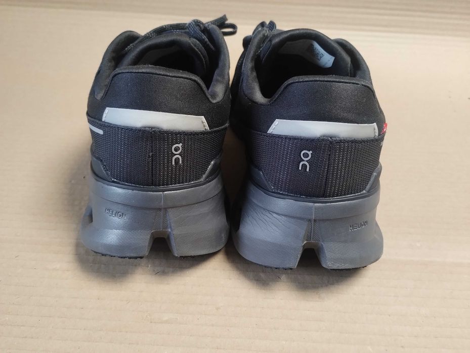 Buty do biegania biegowe 41 ON Running Cloudrunner waterprof