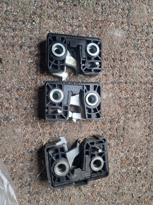 Продам замок дверей ваз 2110-2115