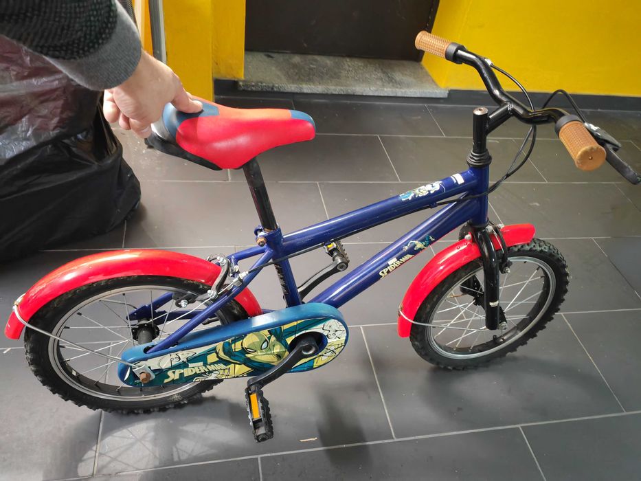 Trotinete e bicicleta de criança >7-8 anos