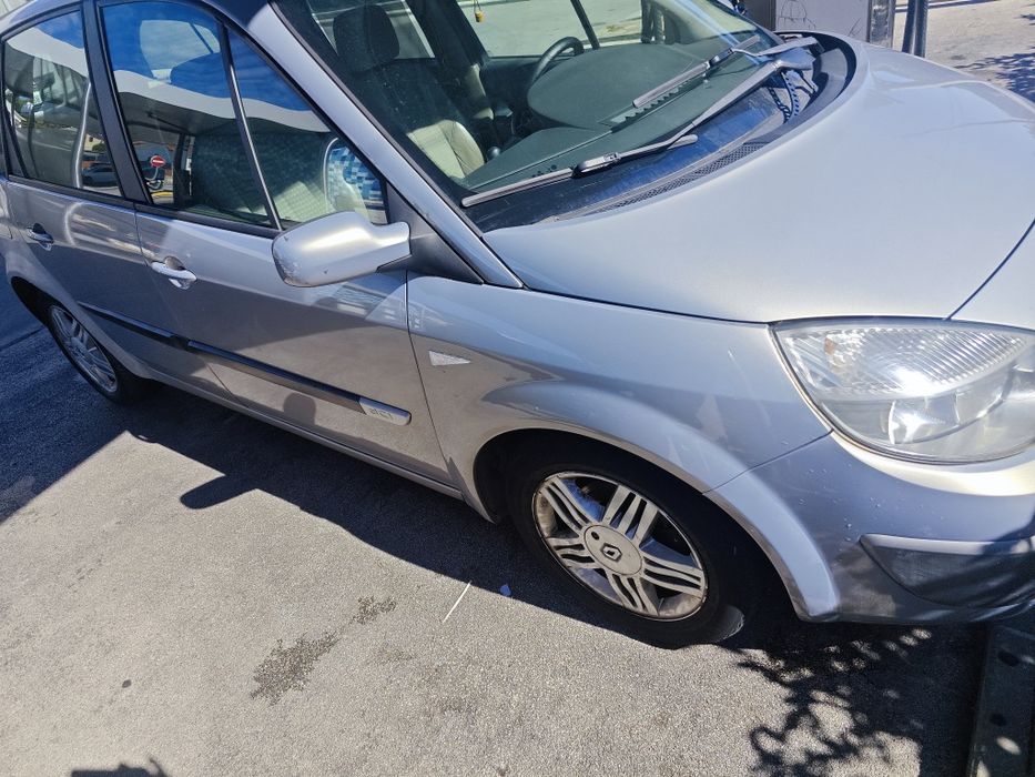 Renault Scénic II — Excelente Estado | Motor Meticulosamente Refeito (c/ Fatura)