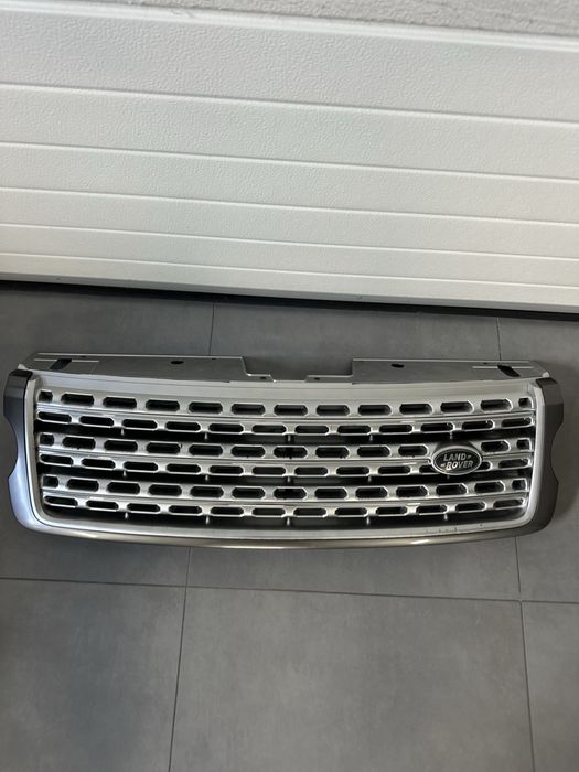 Решітка Рендж Ровер L405 2015 рік