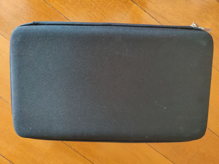 Hard case para portátil pequeno ou tablet