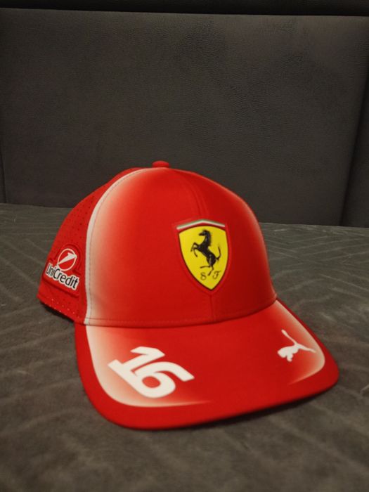 Czapka Ferrari CL16