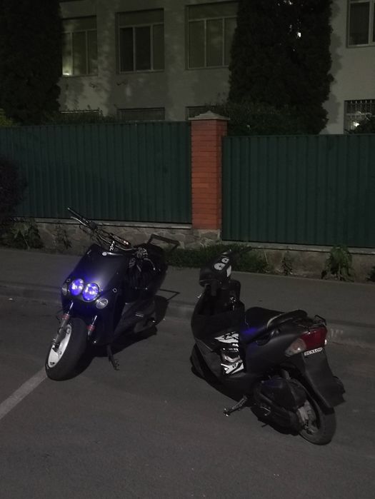 Suzuki let's 2 new