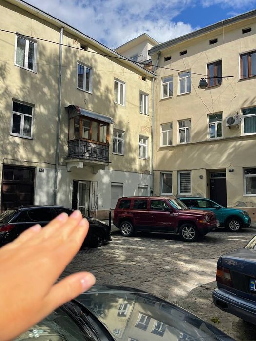 ОРЕНДА приміщення по вул Підмурна ЦЕНТР