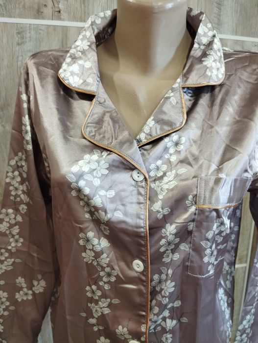 Нова піжама 42р,легенька