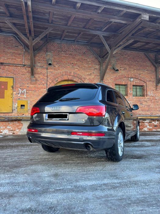 Audi Q7 3.0D 2011R