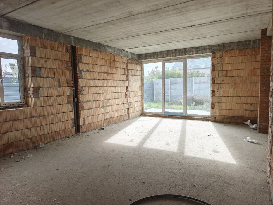 Продаж таунхаусу Військбуд