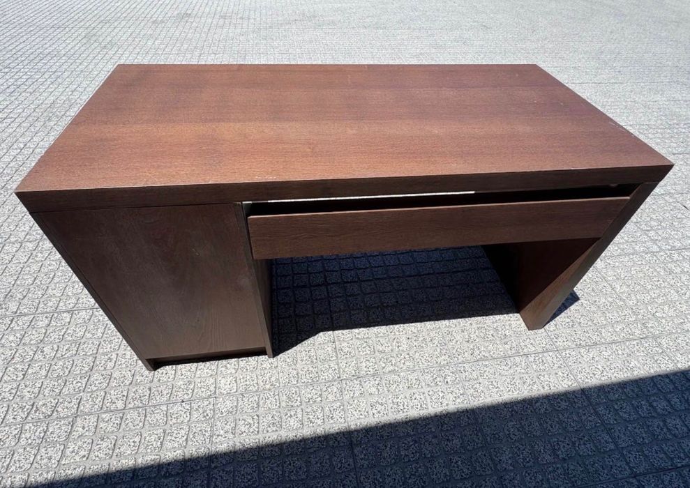 Secretária IKEA MALM castanha
