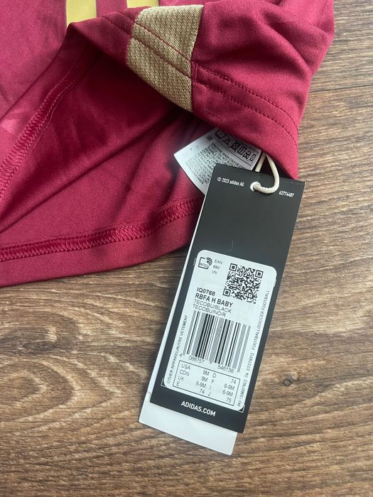 Футболка 6-9/9-12 місяців дитяча adidas Оригінал!!!!