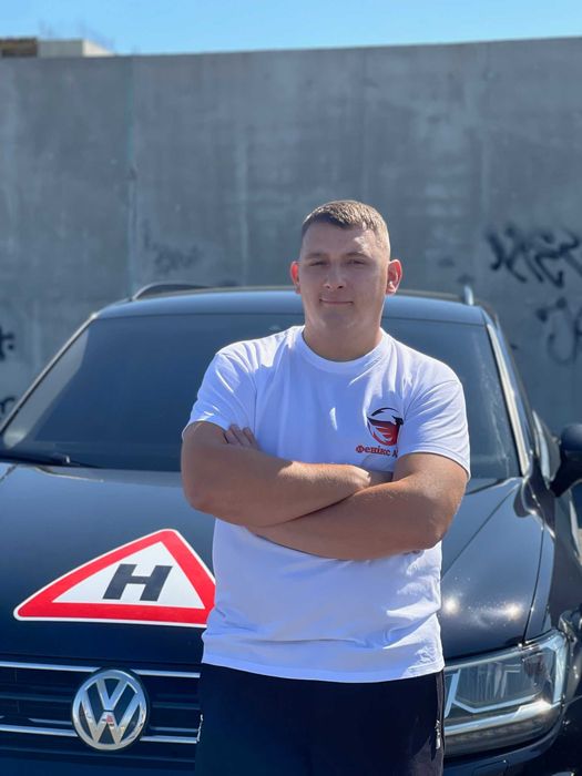 Автоінструктор Приватні уроки водіння Львів Автомат Епіцентр БХ Іспит