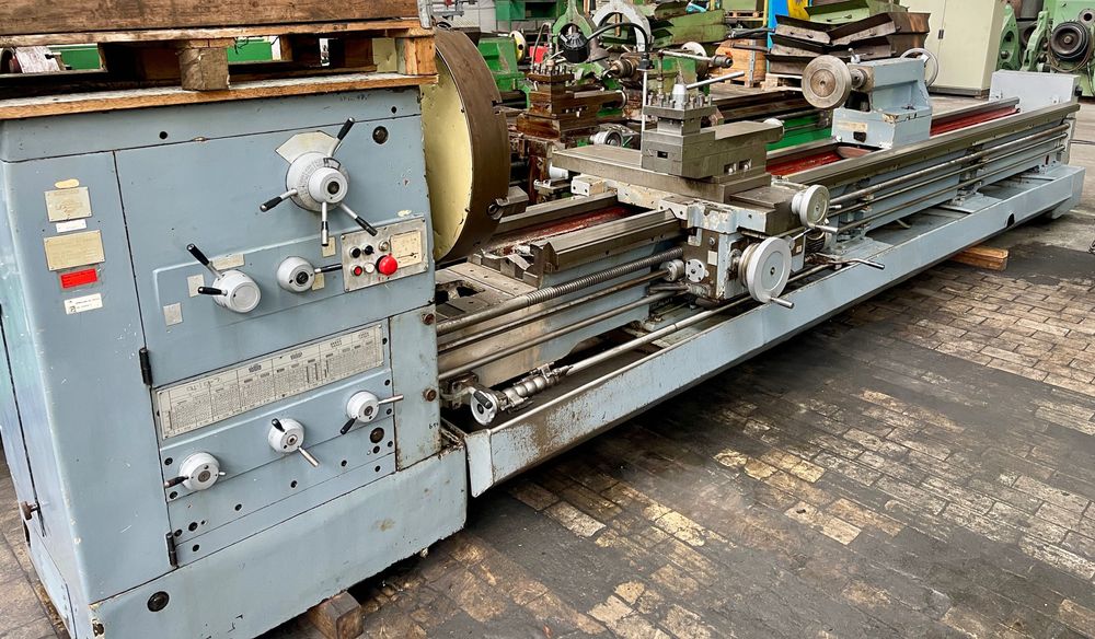 Tokarka uniwersalna SARO SNA 800 × 5000 mm