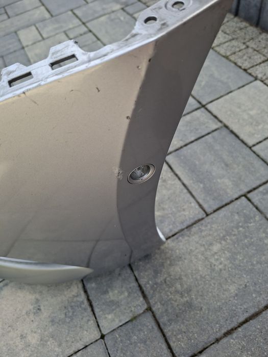 Audi a6 c8 zderzak przod przedni srebrny  lz7g
