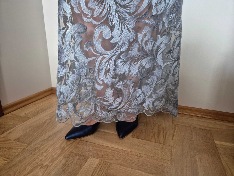 Sukienka długa - na wesele