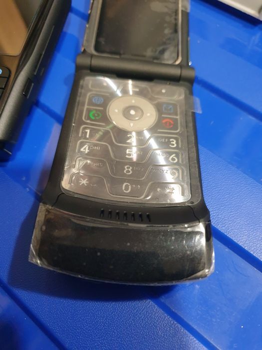 Motorola V3 Black Nokia N70 Nokia 308