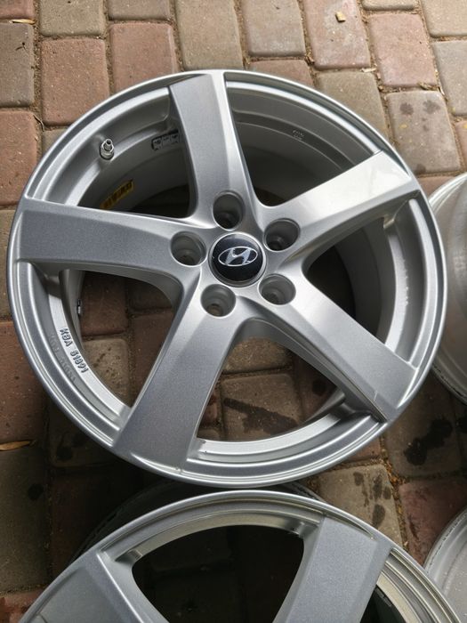 Felgi aluminiowe 17 Hyundai i30 i20 ix20 ix35 Tucson IONIQ SantaFe Sonata Elantra - 5x114.3