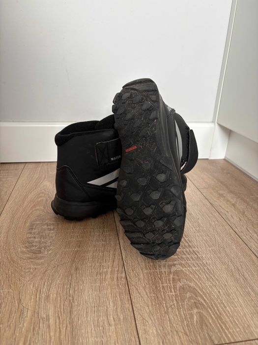 Dziecięce buty zimowe Terrex Snow CF CLIMAWARM 36