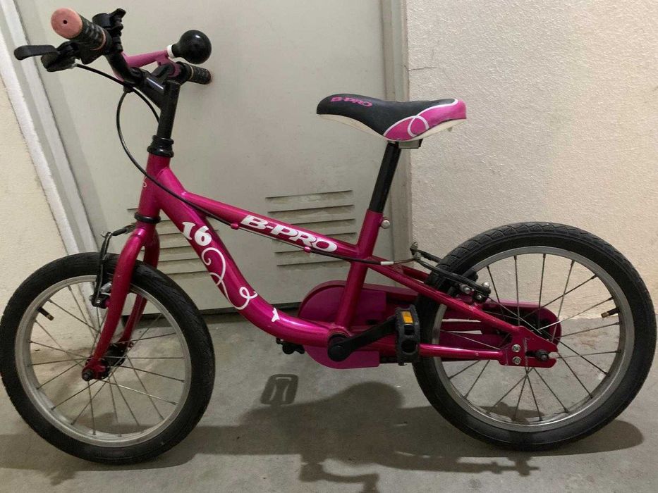 Bicicleta criança rapariga