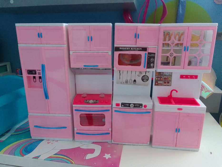 Meble dla lalek Barbie