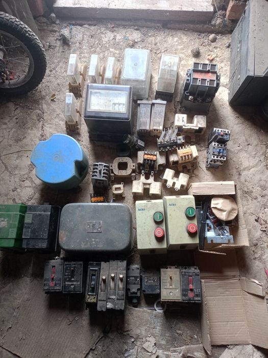 Електричні ,пускачі ,реле часу та інше