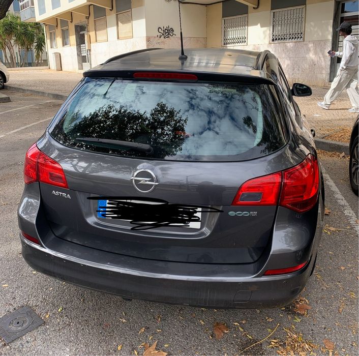 Opel Astra 1.3 - 2011