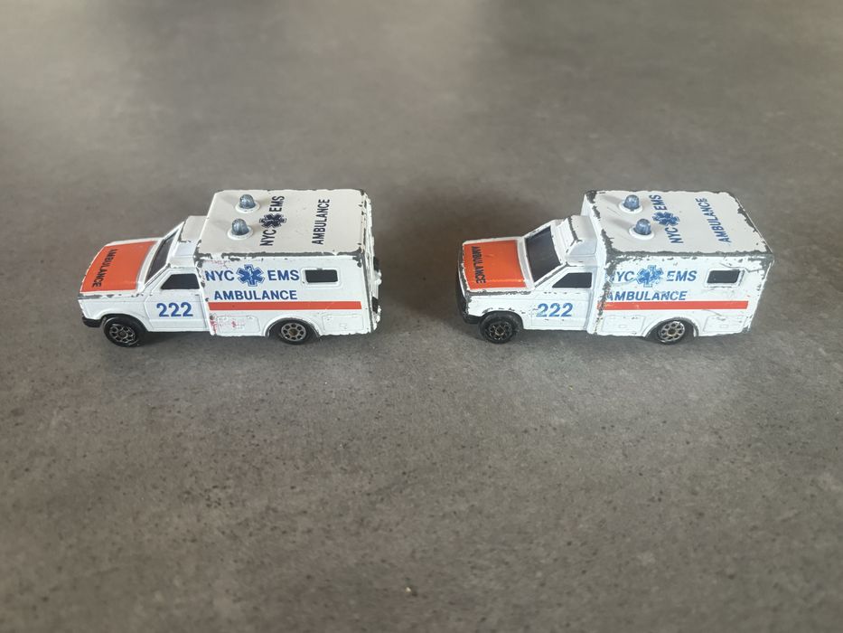Resoraki Majorette 2X Ambulance Ambulans