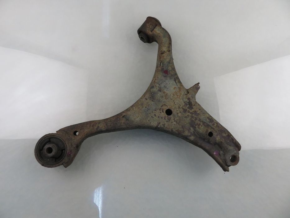 Wahacz Przedni Prawy Honda Fr-v (be)