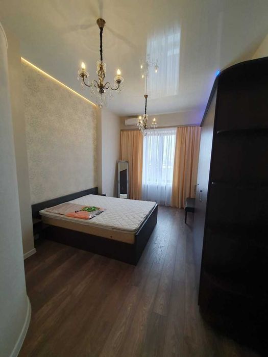 Продам 2 ком. кв. Центр, метро Левада, ул. Гольдберговская LT