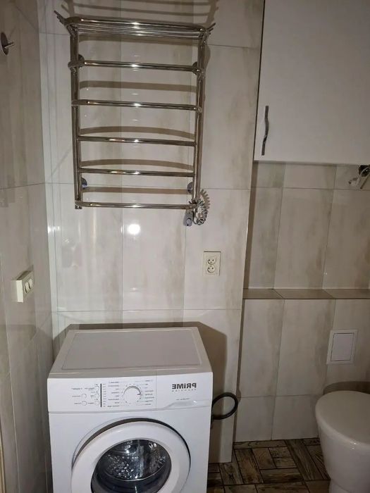 Квартира з ремонтом, вул. Драгоманова  2, Позняки