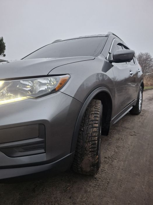 Продам Nissan  ROGUE