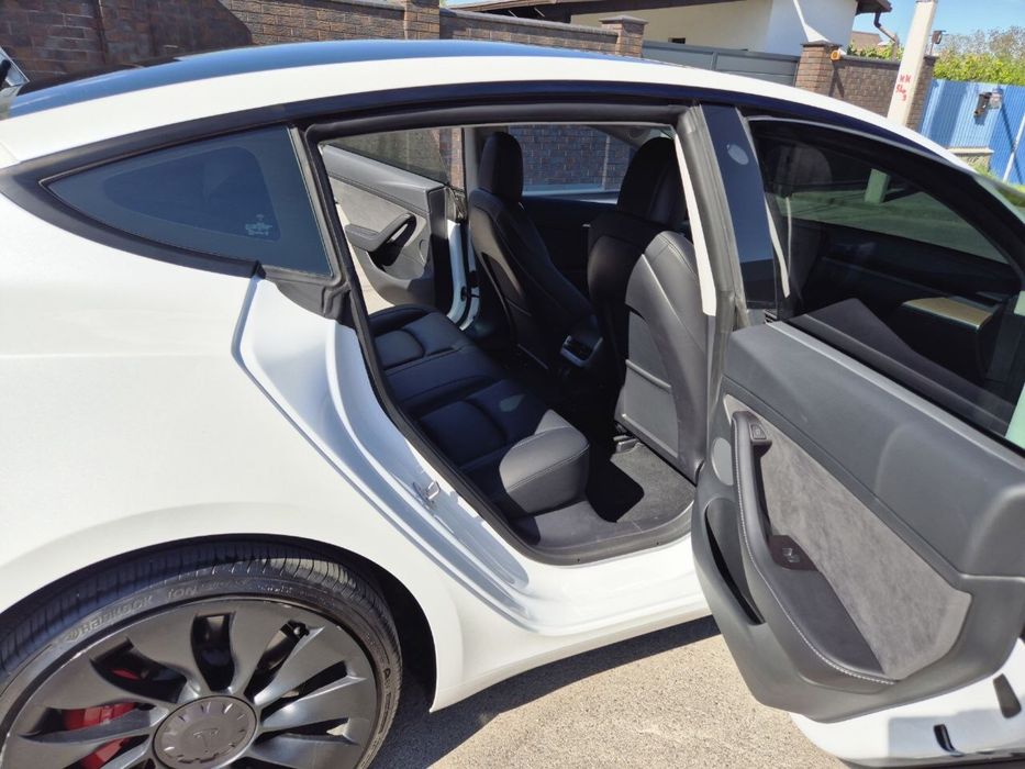 Tesla Model 3 Performance 500к.с. 22р 49 пробігу